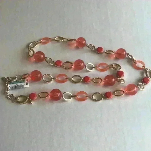 INC new Gold Tone Stone beaded Necklace - Picture 7 of 8